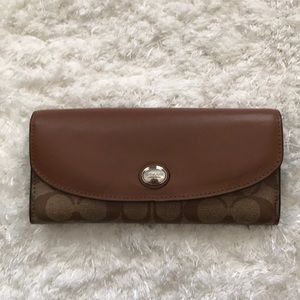 Coach wallet